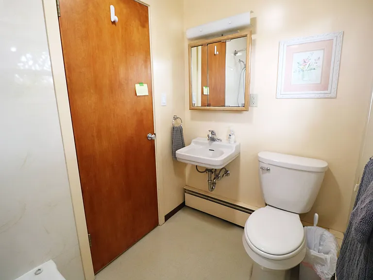 2051 Melrose St #1 — Photo 11