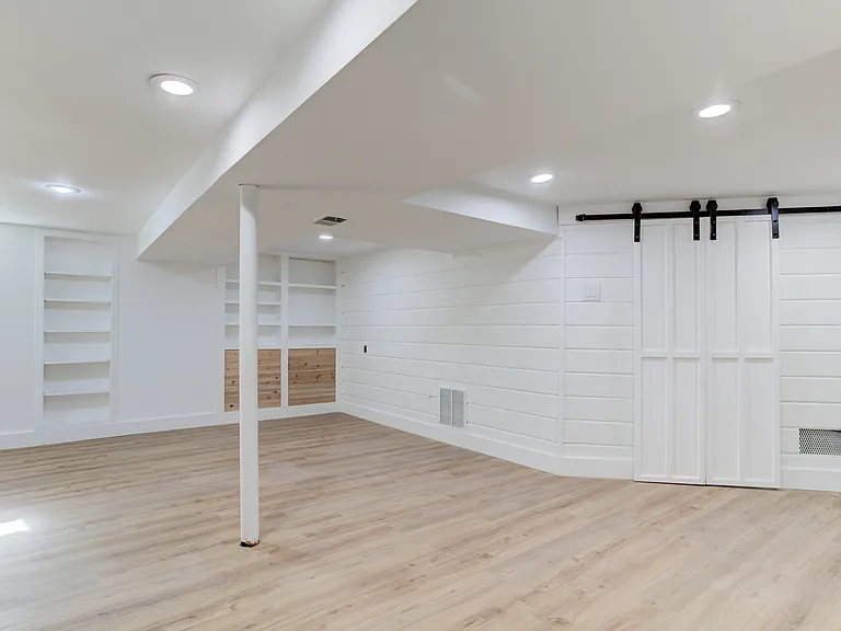 6019 Amherst Ave — Photo 42