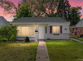 30931 Fernwood St, Westland, MI 48186