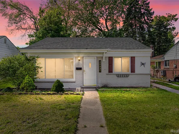 30931 Fernwood St, Westland, MI 48186