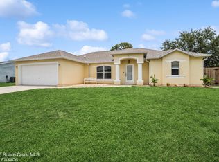 183 Frante Ave NE, Palm Bay, FL 32907