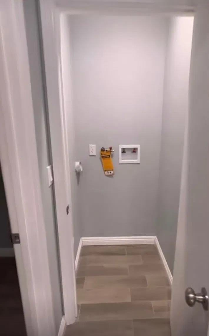 2 bed, 900 sqft, $2,500 — Photo 3