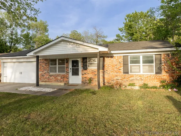 1426 N Chambers Ter, Claremore, OK 74017
