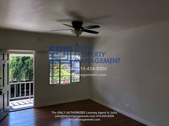 4th image of 1231 N Sweetzer Ave