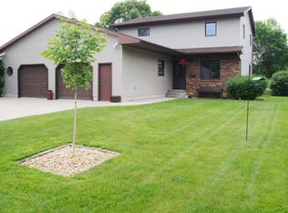 1010 Southridge Rd, New Ulm, MN 56073