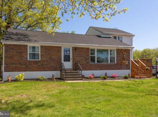 89 W Moyer Rd, Pottstown, PA 19464