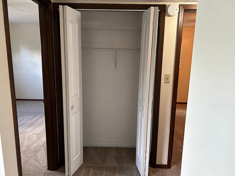 1216 W Jefferson St #5 — Photo 9