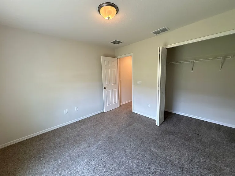 15415 SW 34th Ave — Photo 24