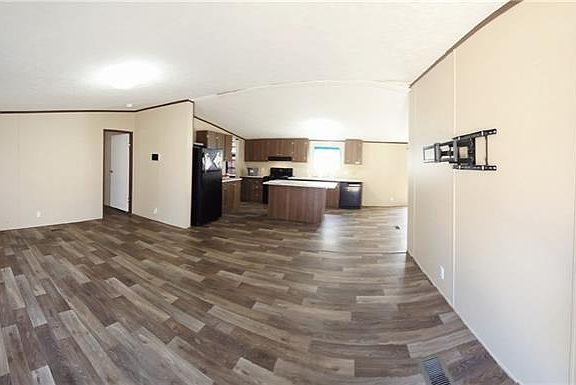 5th image of 8791 Two Mile Rd