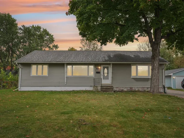 2017 Brookview Dr, Brooklyn Center, MN 55430