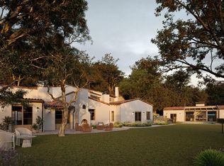 2320 Bowmont Dr, Beverly Hills, CA 90210