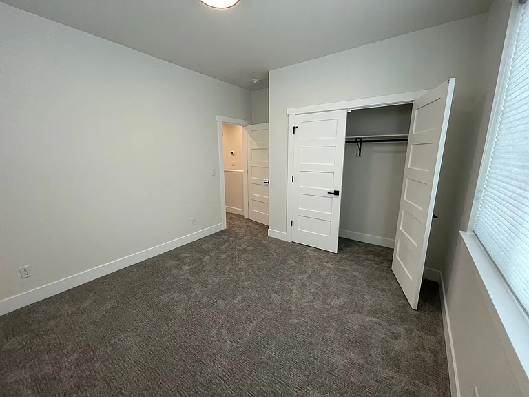 513 Spaniel Ln — Photo 15