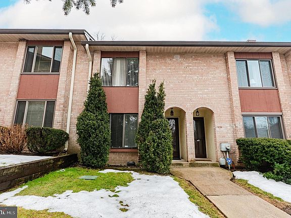 3rd image of 1217 Stonybrook Dr #1217
