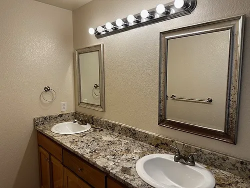 1013 La Clede St Photo 1