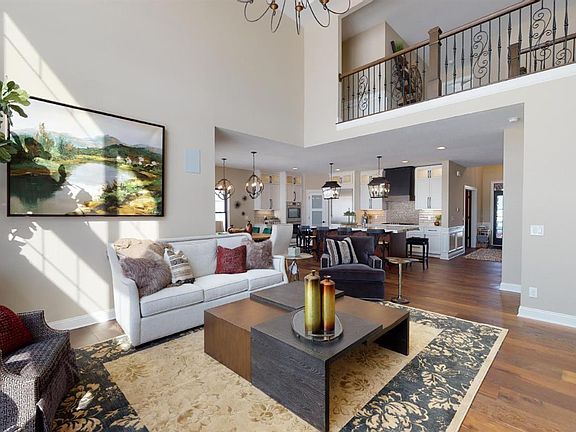 4th image of 12609 W Lake Rd #2