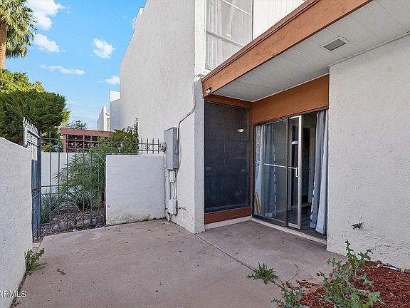 4th image of 3224 S El Camino Dr