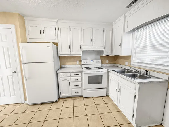 Wellongate Apartments, 3430 Sunset Ave #6F, Rocky Mount, NC 27804