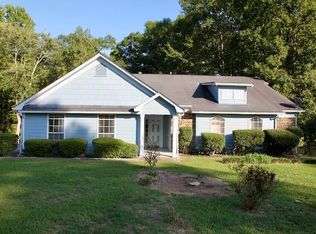 10094 Point View Dr, Jonesboro, GA 30238