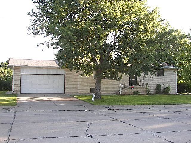 1st image of 1401 Grande Ave