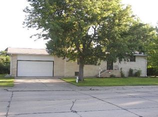 1401 Grande Ave, North Platte, NE 69101
