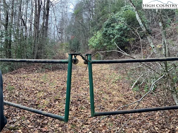 TBD Fall Creek Road, Purlear, NC 28665