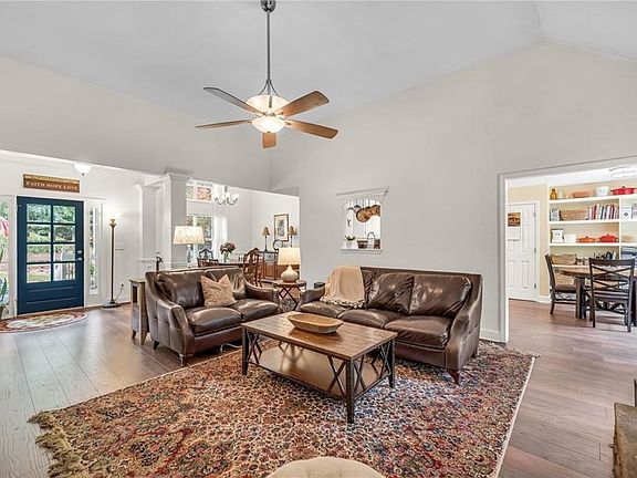 5th image of 117 Hammond Dr