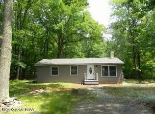 129 Talisman Dr, East Stroudsburg, PA 18302