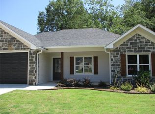 120 Pine St, Emory, TX 75440