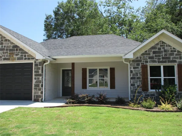 120 Pine St, Emory, TX 75440