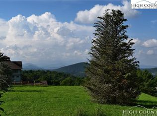 Van Gogh Dr, Blowing Rock, NC 28605