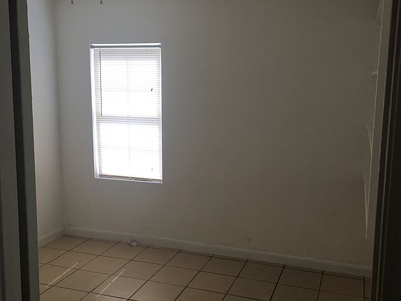 4th image of 5514 Woodlark St