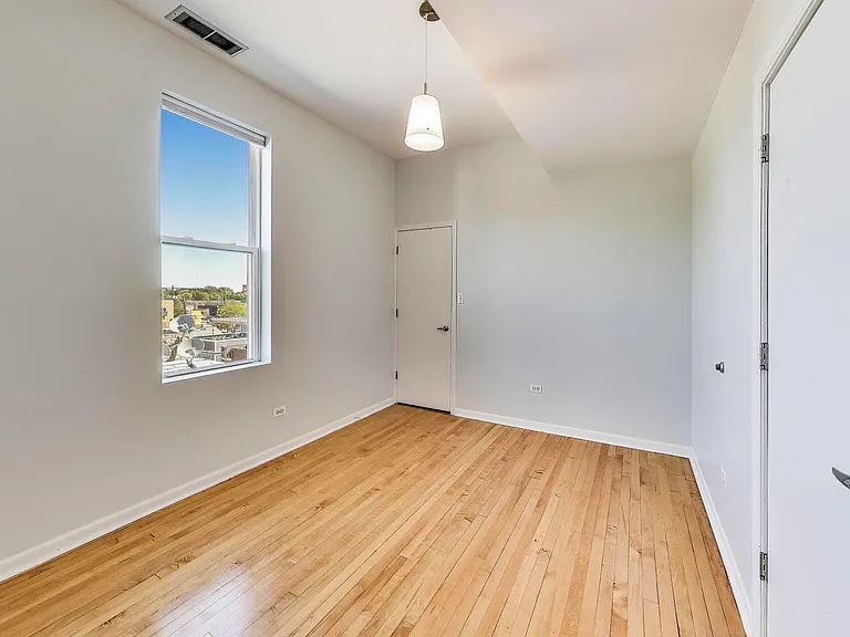 2733 N Mozart St #3 — Photo 12