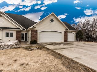 3387 Longbow Ct, Grand Forks, ND 58203