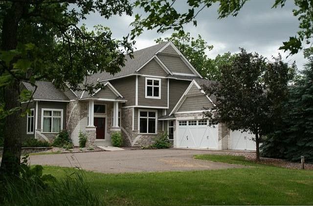 1st image of 19655 Oxboro Cir N
