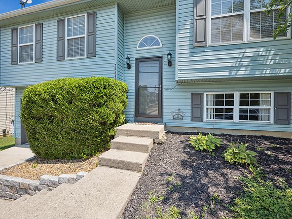 3rd image of 2592 Evergreen Dr