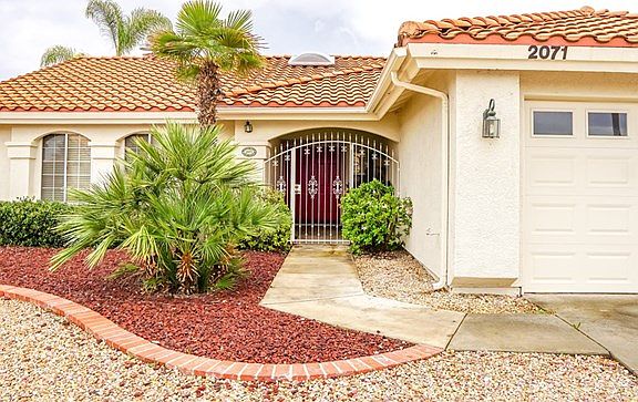 4th image of 2071 Rosemary Ct