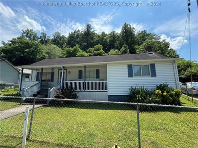 44 Briarwood Hollow Rd, Holden, WV, 25625