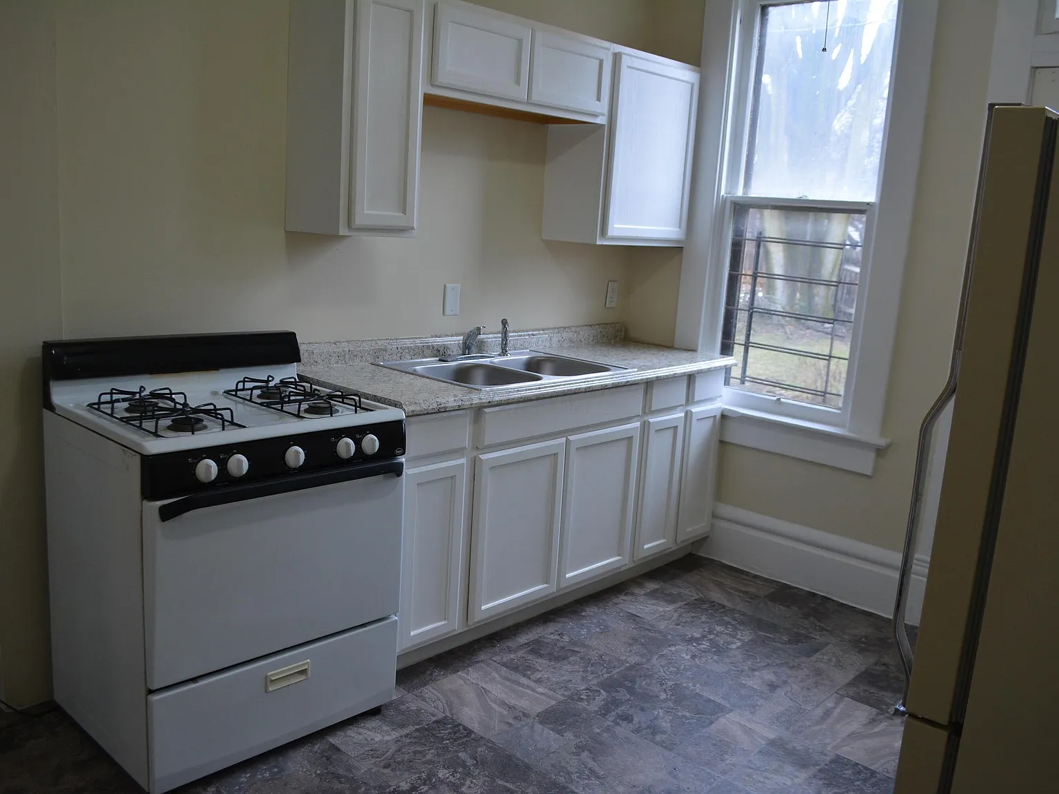 1 bed, 18719 sqft, $1,100 — Photo 4