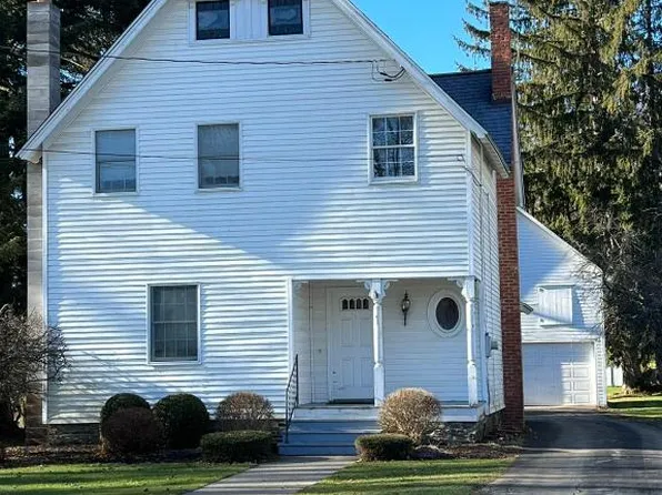 42 South St, Edmeston, NY 13335