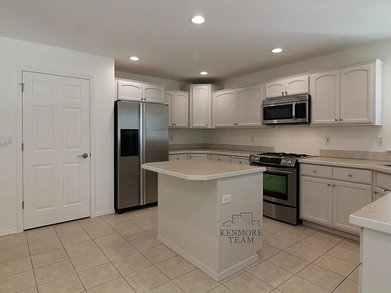 1776 Rowan Ct — Photo 5