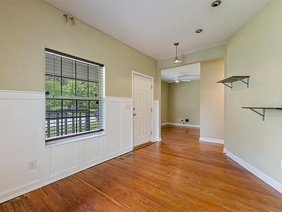 3rd image of 1208 New Jersey St