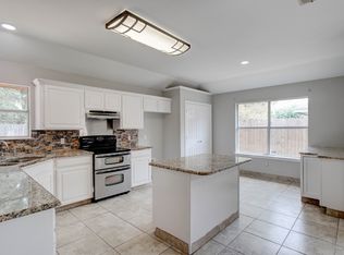 3912 Blue Pond Cir, Fort Worth, TX 76123
