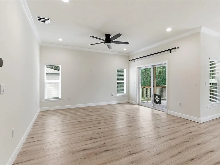 3944 Watson Dr — Photo 10