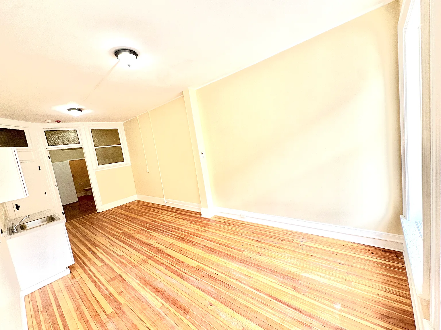 1 bed, 448 sqft, $1,150 — Photo 4