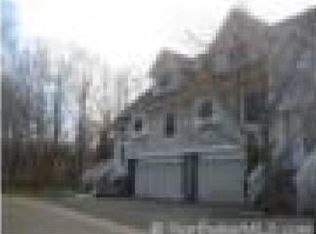 17105 Sandy Ln, Minnetonka, MN 55345