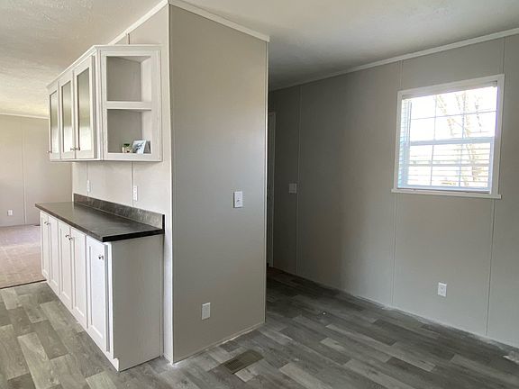 4th image of 4192 S Linden Rd #4282
