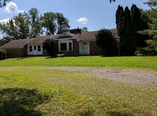 4 Gulick Rd, Whitehouse Station, NJ 08889