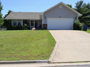 3820 Valley Dr, Joplin, MO 64801