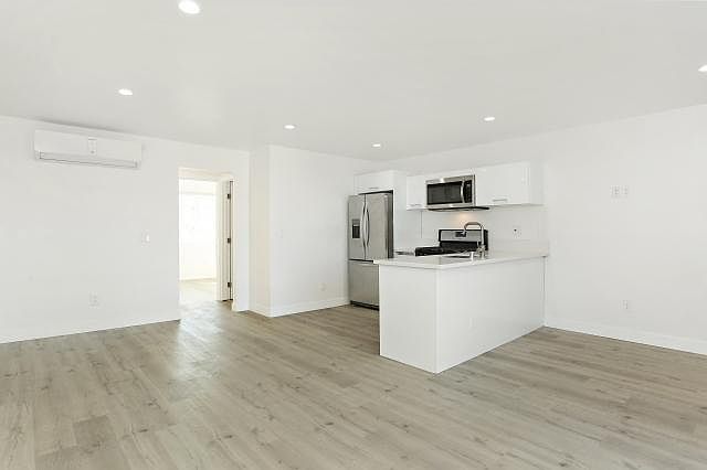 1st image of 6745 Laurel Canyon Blvd APT 103