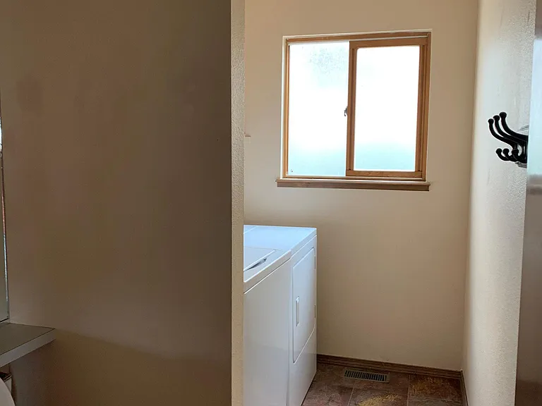 740 Maroonglen Ct — Photo 9
